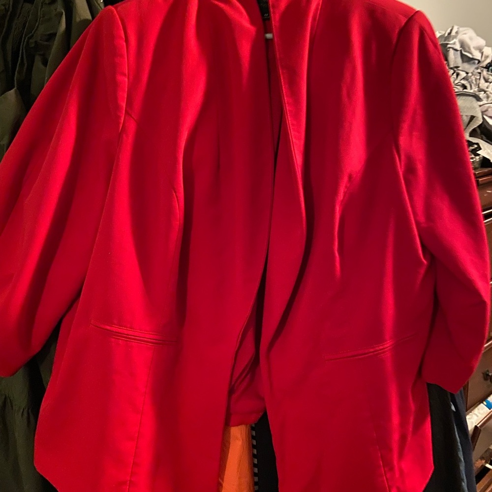 Red blazer - Picture 4 of 4